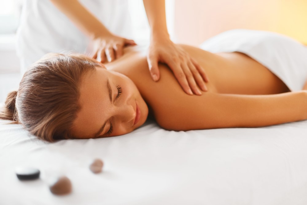 Relaxing back massage